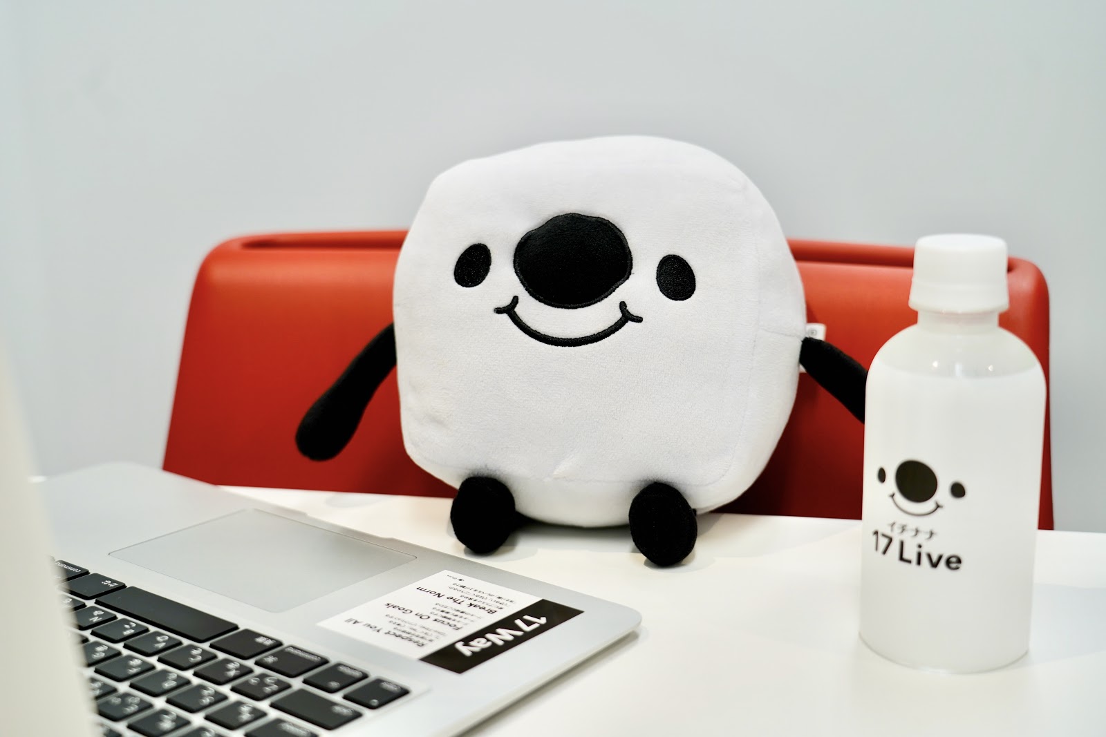 17media-Japan-helpfeel-faq-2